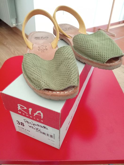 Diversos sapatos em bom estado n° 38