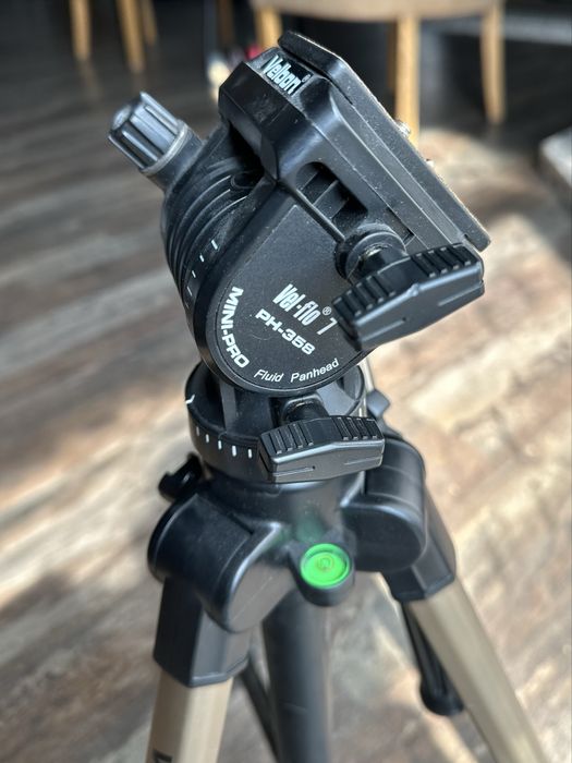 Штатив  Velbon cx-586