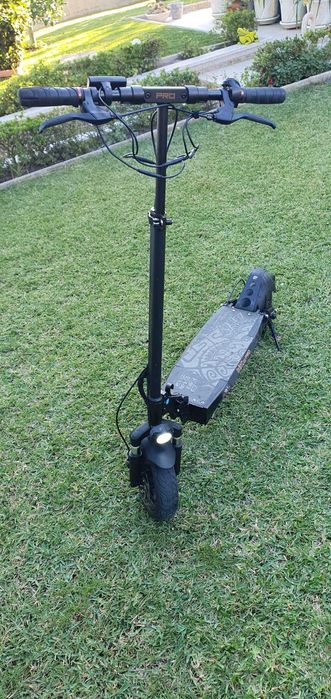 Vendo Trotinete com fatura de bateria nova recente