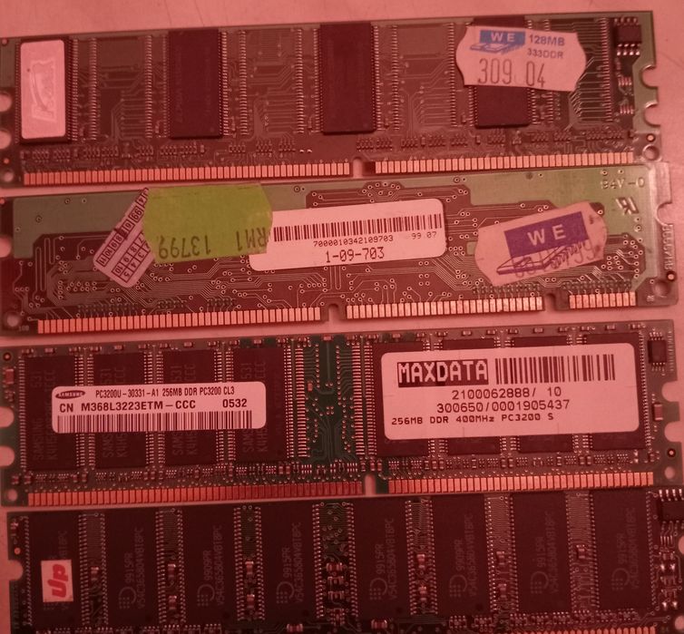 Sprzedam pamięci ram do starego PC