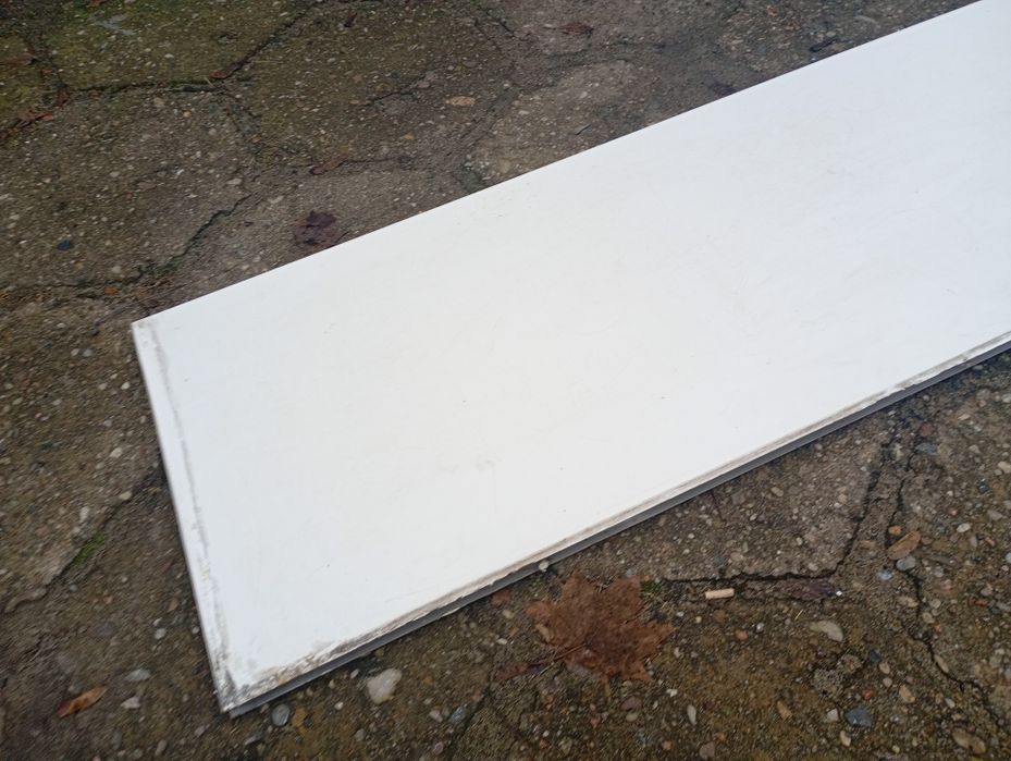 Parapety plastikowy
