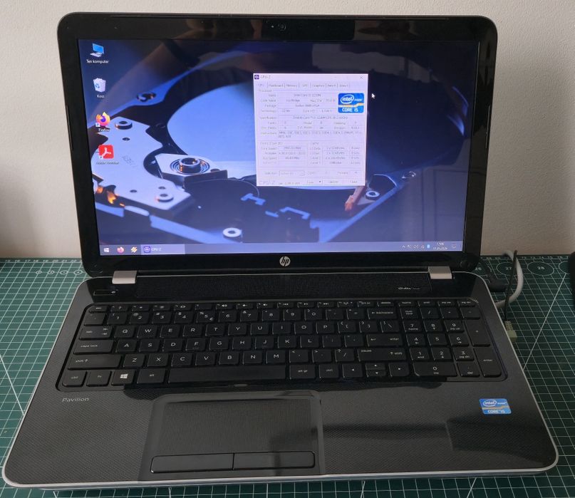 Hp Pavilion 15  i5  3GB ram