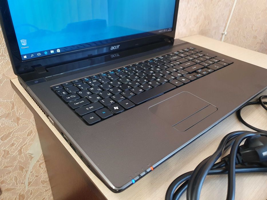 Ноутбук Acer Aspire 7750 з великим єкраном 17.3 дюйма ,650 Gb