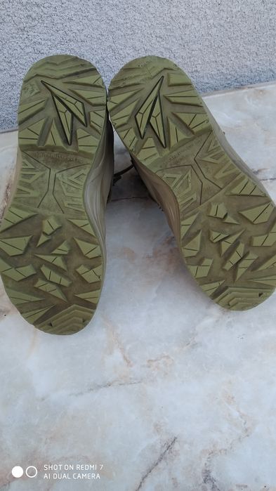 Берцы " кожа" демисезонные (41 и 42 раз.).