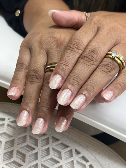 Manicure / Nails Designer