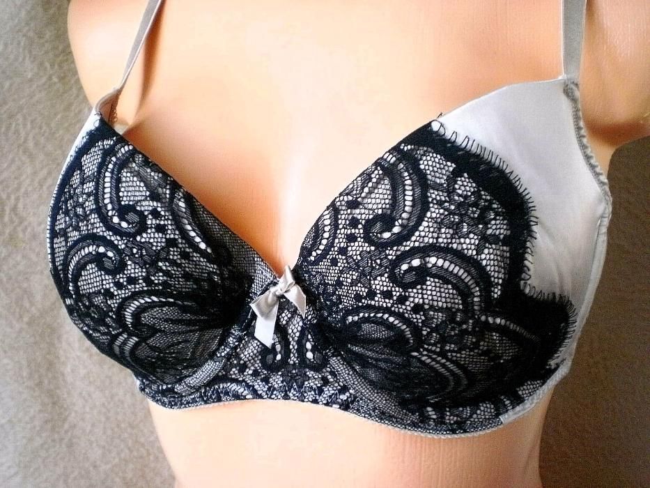 Biustonosz F&F 34/75 DD/E