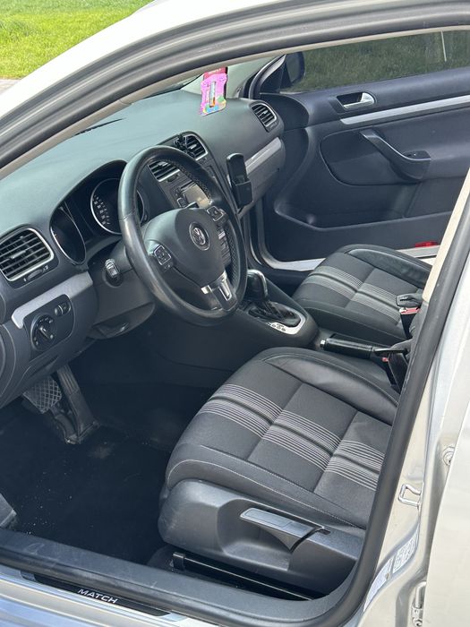 Volkswagen Golf  2013 рік   1.6 TDI Коробка Автомат. Обмін також цікавить.