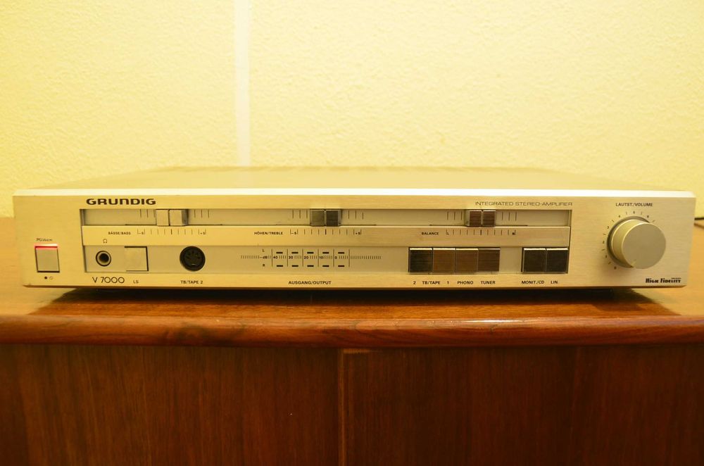 Amplificador Grundig V 7000