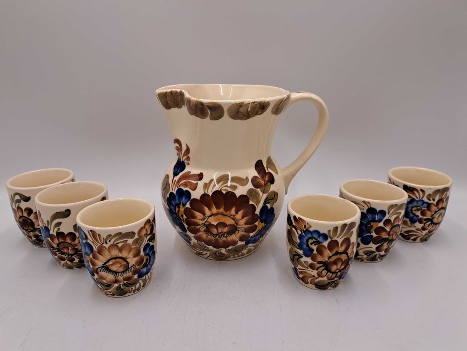 Dzbanek do wina fajans Włocławek kremowy w kwiaty brąz kobalt