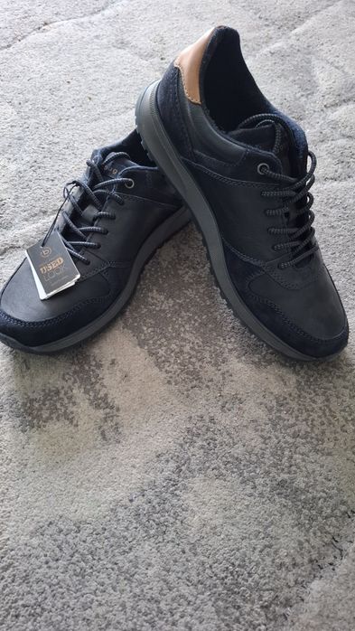 Buty męskie Bugatti rozmiar 45