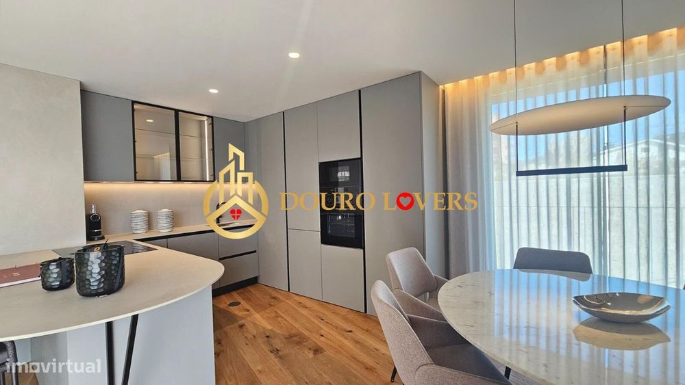 Apartamento T1+1 em S. Félix da Marinha, Vila Nova de Gaia