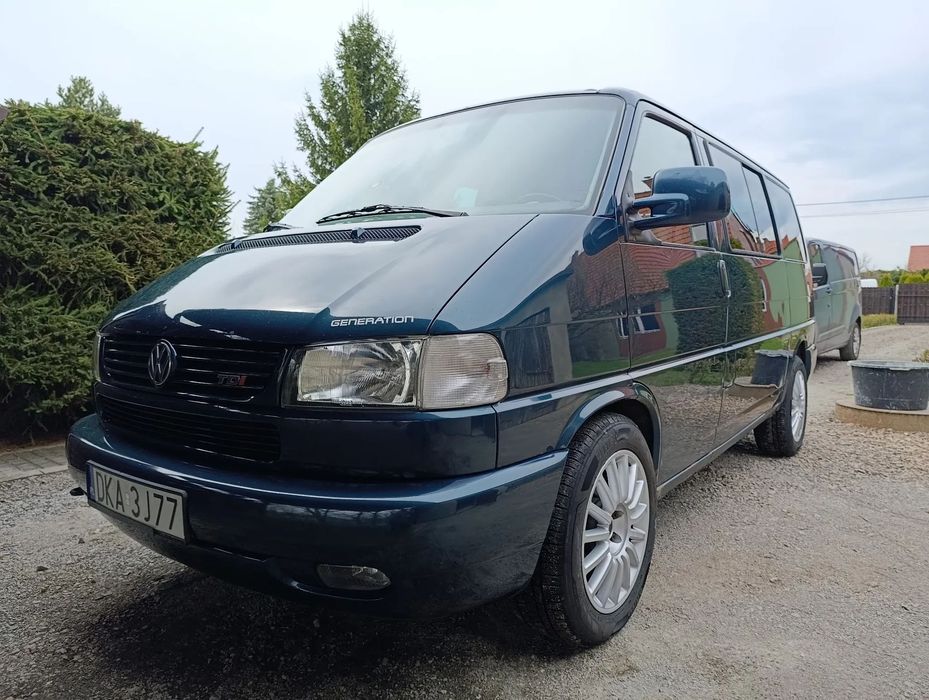 Volkswagen Multivan VW Multivan t4 Generation 2.5 151 km axg