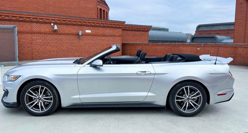 Audi RSQ3 / Q8 Mercedes S klasa AMG  wynajem aut wypożyczalnia premium