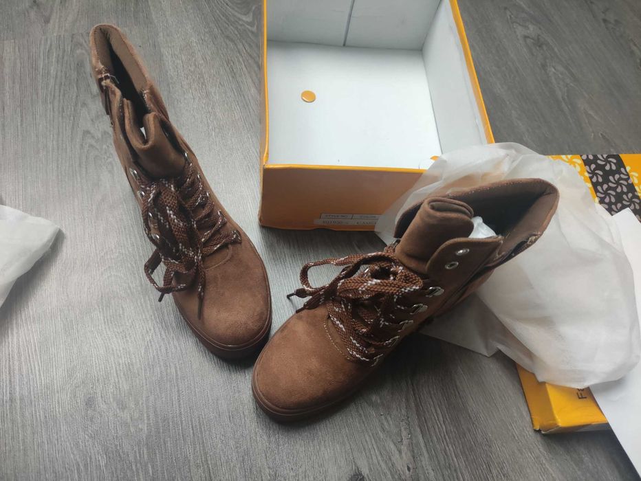 Brązowe camel botki buty nad kostkę koturn 37