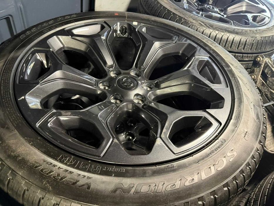 Dodge Ram 1500 V DT 2019-2025,Nowe opony PIRELLI SCORPION VERDE 285/45R22, 22"kpl 4szt.