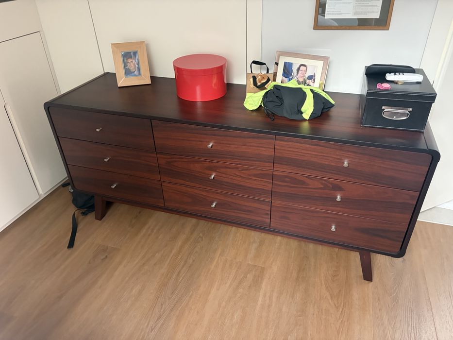 Movel de luxo verniz mate 1,6 x 0,45 x 0,7