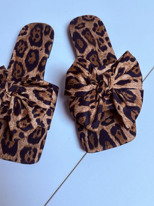 Klapki letnie panterka 38