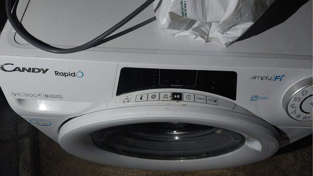 Maquina Lavar Roupa Candy Pro 9kg c/ garantia ate 3/2026