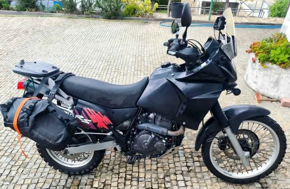 Suzuki DR 650 RSE
