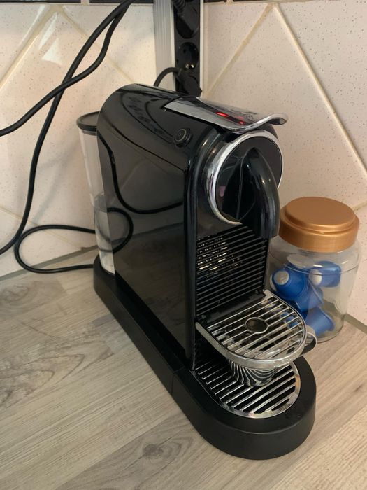 Maquina de cafe nespresso64741014879490122