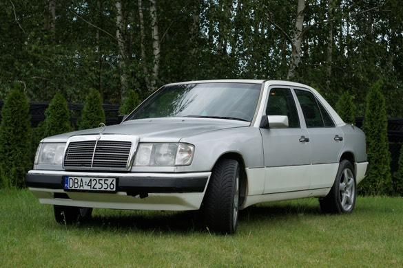 Mercedes-Benz W124