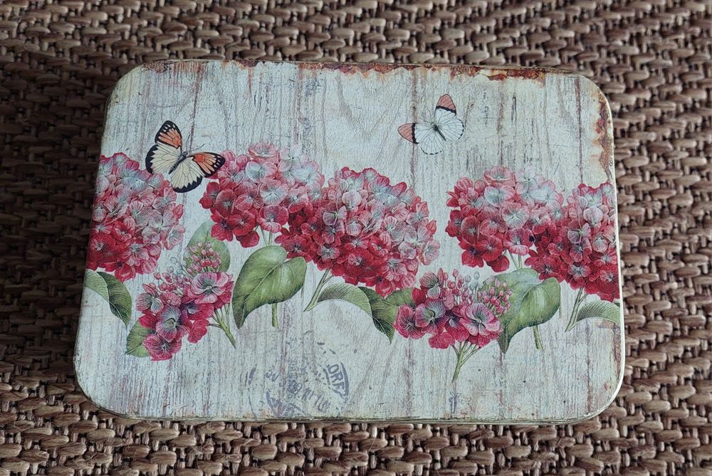 Caixa de arrumação borboletas