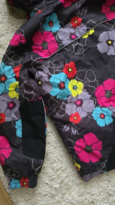 Зимовий комплект жля дівчинки на 9- 11 років