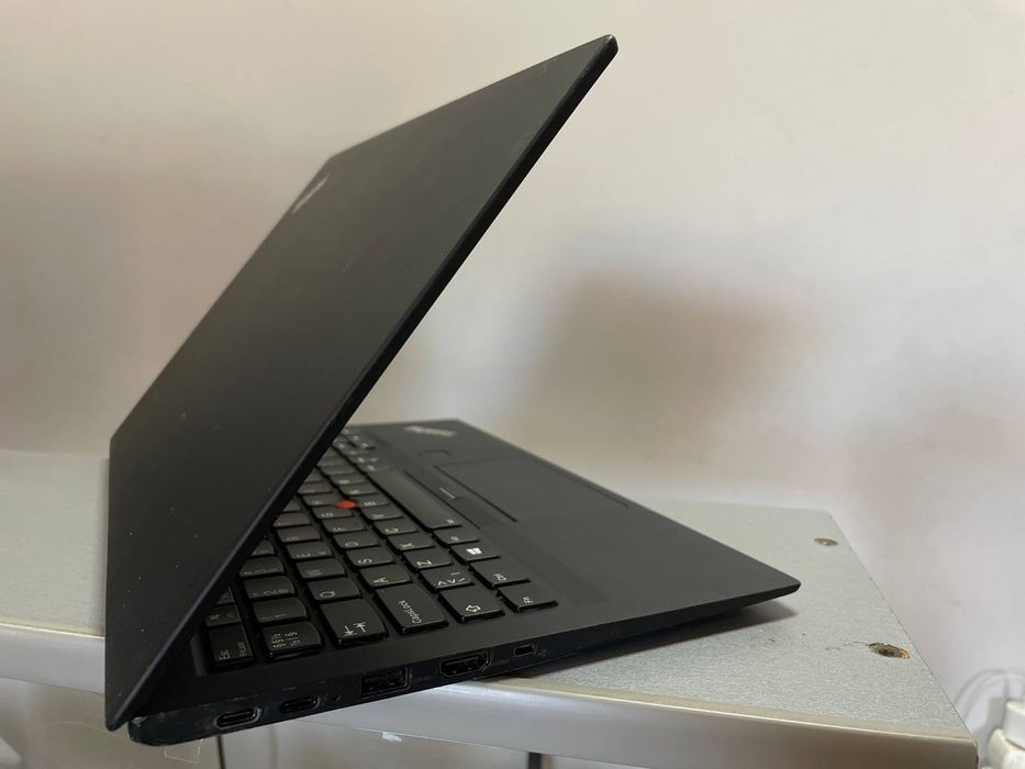 Ноутбук Lenovo ThinkPad X1 Carbon  i5-7300U