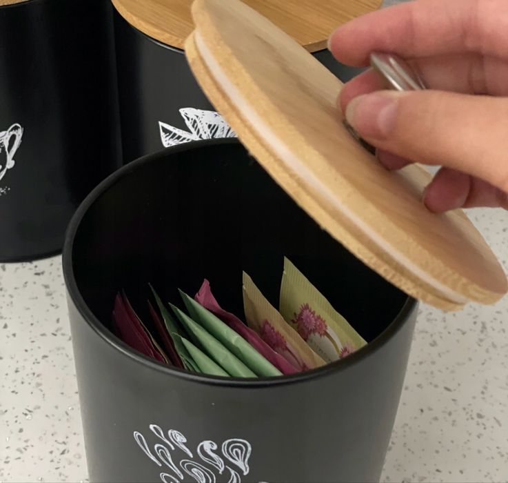 Zestaw 4 pojemników loft na kawę, herbatę, sól i cukier 1,5 l