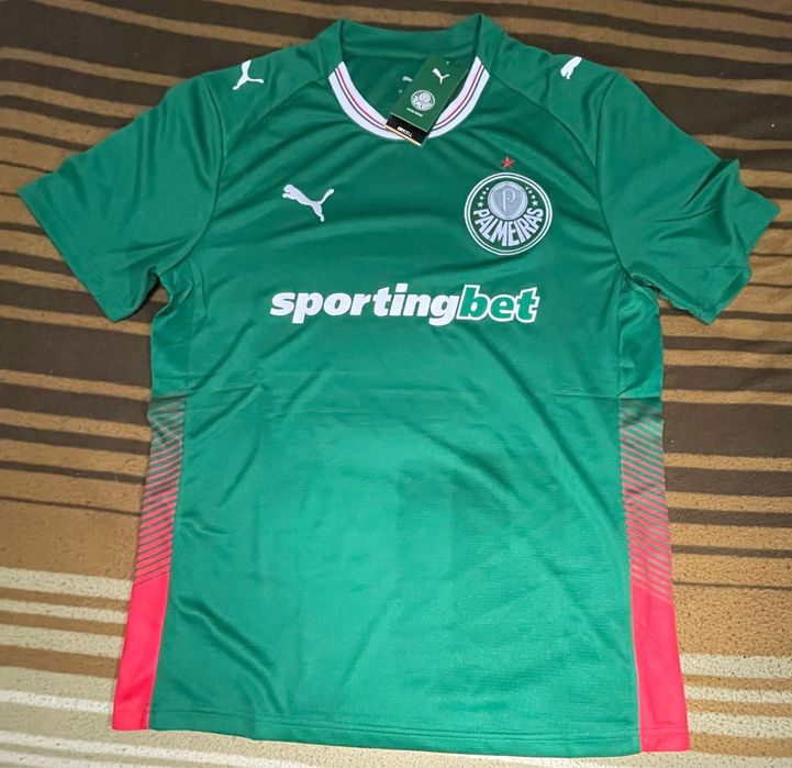 Camisolas de vários clubes