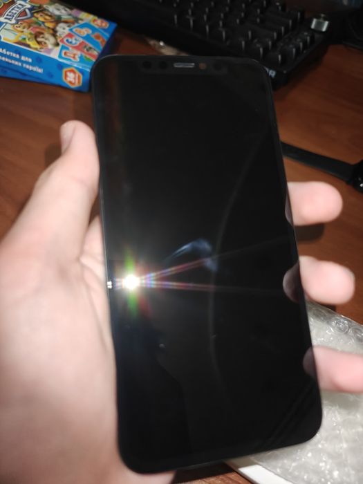 Экран iPhone 11 pro под починку шлейфа