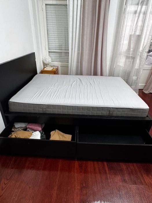Cama de casal - 150€
