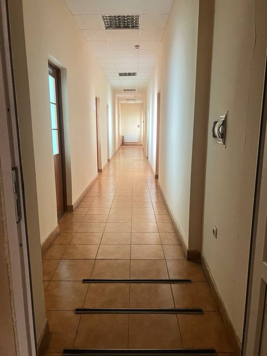 Продаж комерційного  приміщення 1212м2 на обʼїзній