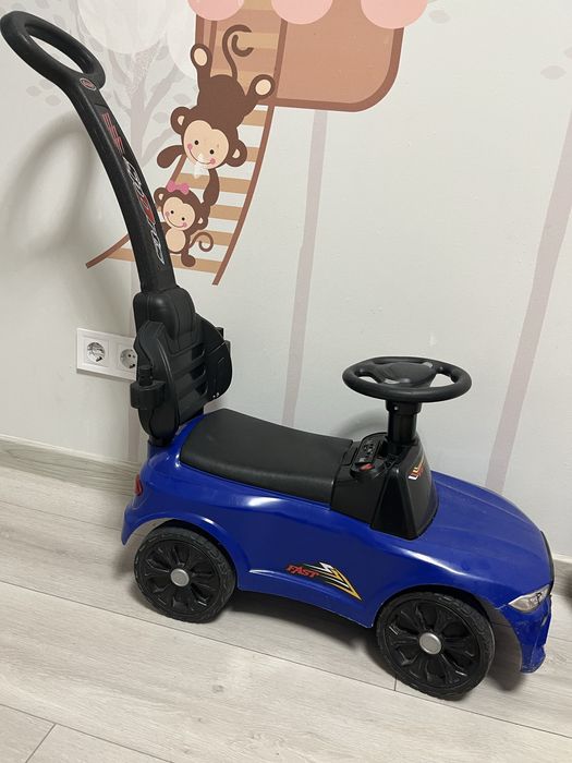 Машинка с родительской ручкой