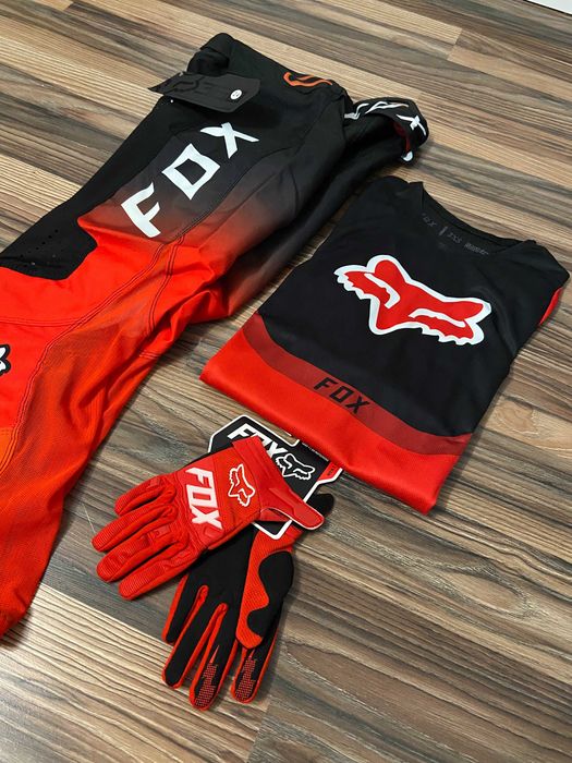 Strój MX FOX 180 Dziecięcy Junior (Oktiv Red Black)