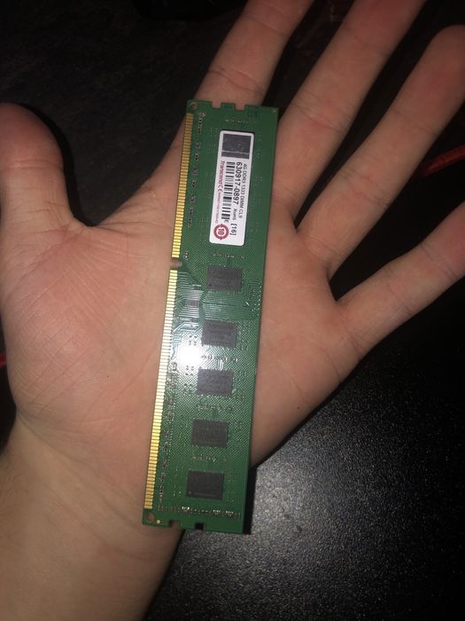 Оперативна памʼять ddr3 2х4