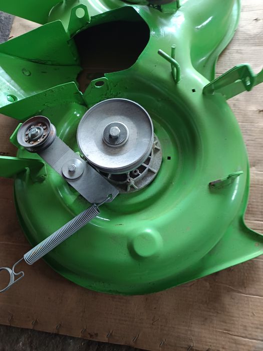 Kosisko traktorka castel garden