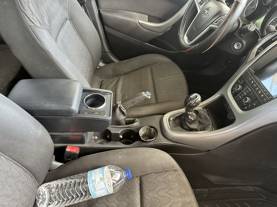 Opel Astra Sports Tourer 1.7 CDTI 110cv – 2013