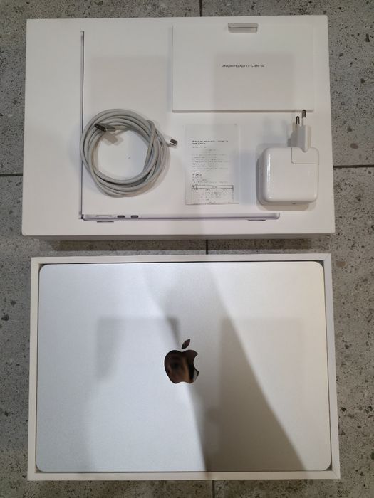 MacBook Air M2 8/256 2022