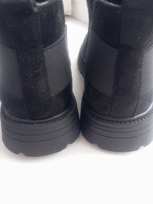 Замшеві черевики