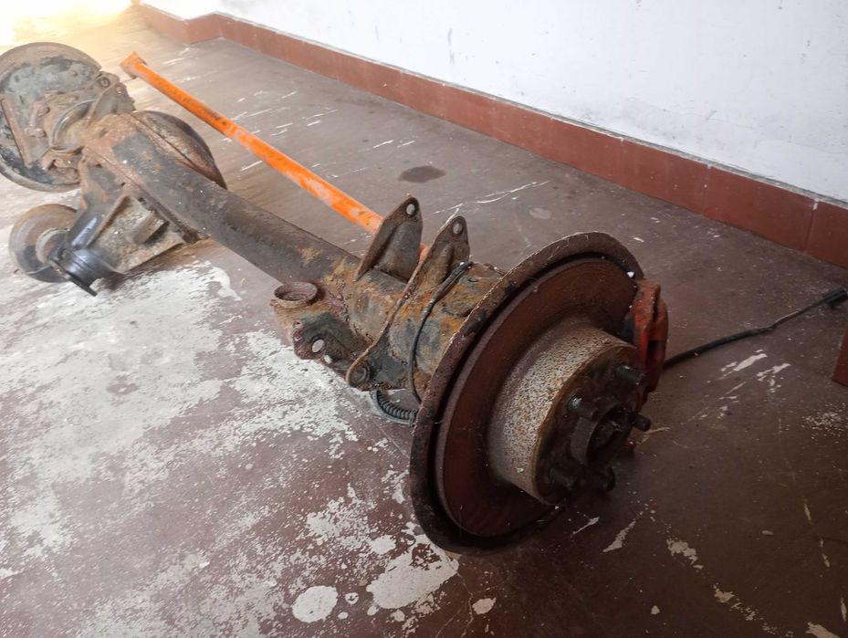 Most tylny Range Rover P38 4.0 V8 97' kompletny