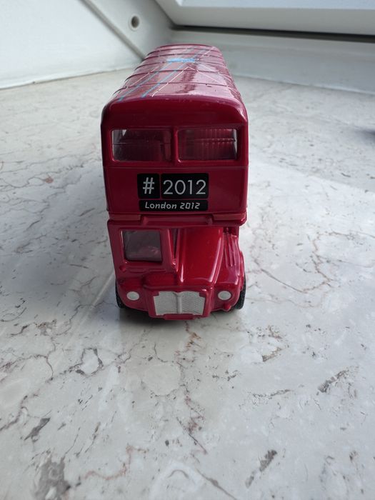 Машинка коллекционная Corgi