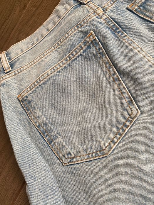 Бермуди , бренд MANGO