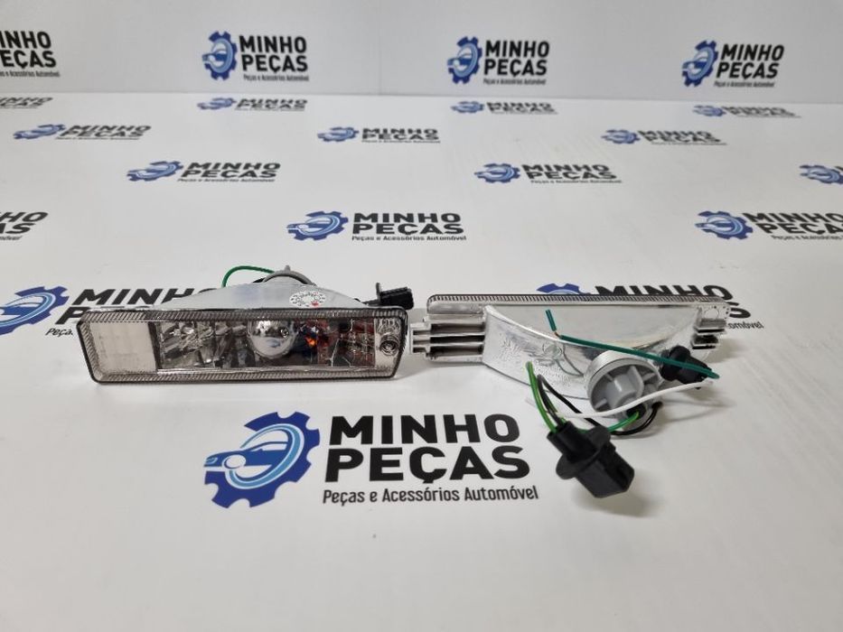 Piscas Frontais Golf 2 Escurecidos