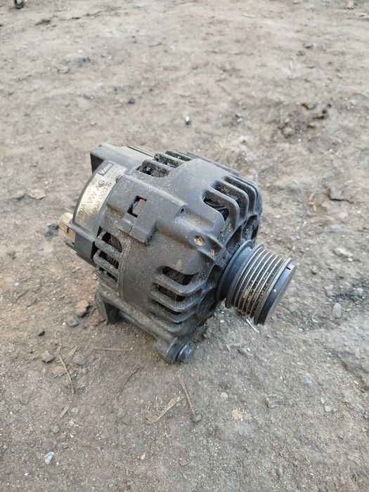 Генератор 038903023S Audi A4 A6 Volkswagen Passat B5 1.9 TDI