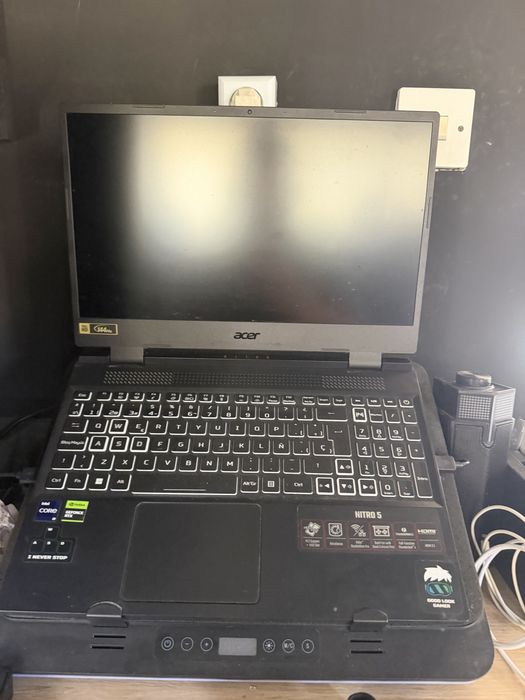 Portatil gamer Acer nitro 5 I9 RTX 4060 8g 32g ram
