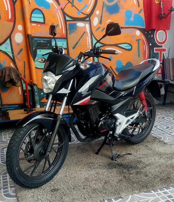 Honda cb125f // 2017-10
