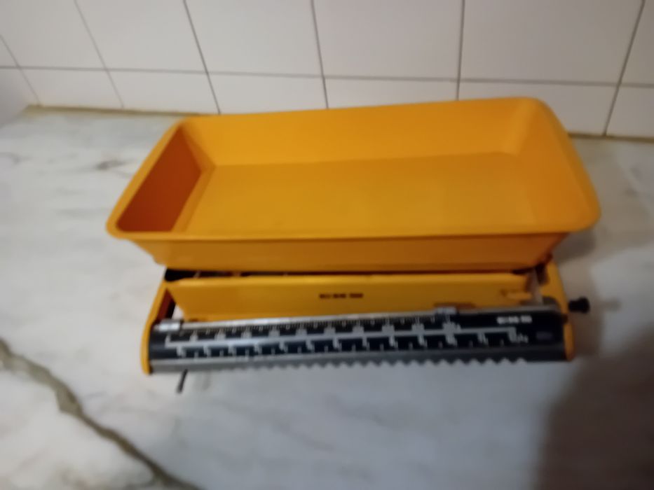 Balança de Cozinha Vintage EKS