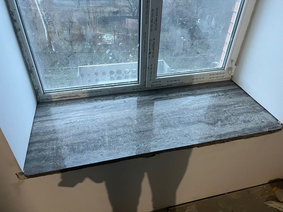 Подоконники из кварца , гранита, мрамора