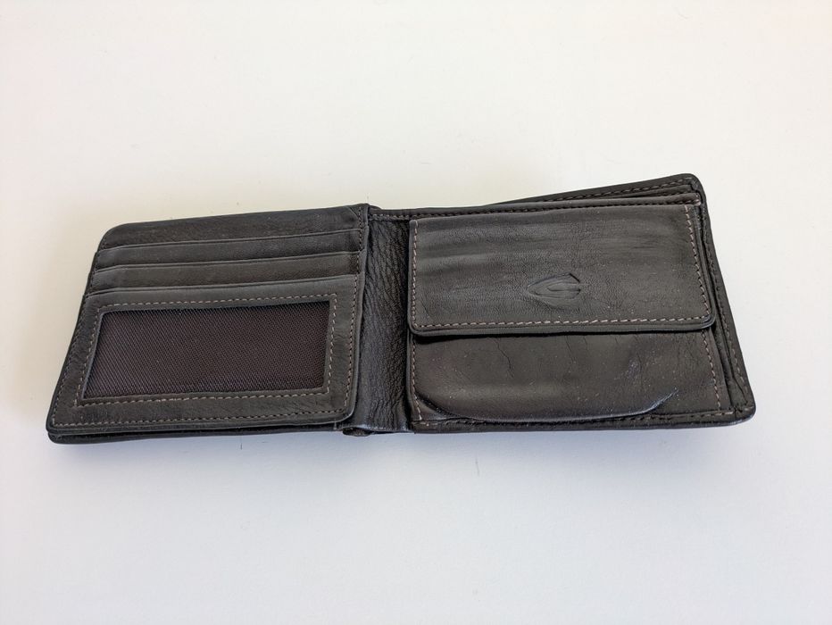 Carteira em pele Camel Active castanha